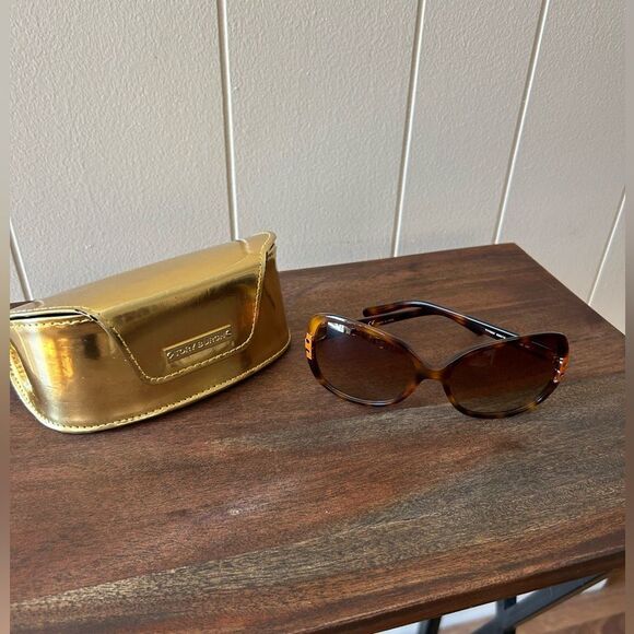 Tory Burch Oversized Gradient Sunglasses - Picture 5 of 12